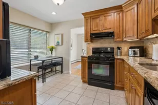 61 Hickory Hill Ct, Rockaway Township, NJ 07866 - Photo 9