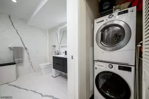 1 Greene St, Jersey City, NJ 07302 - Photo 23