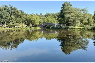 5 Birdseye Gln, Verona, NJ 07044 - Photo 49