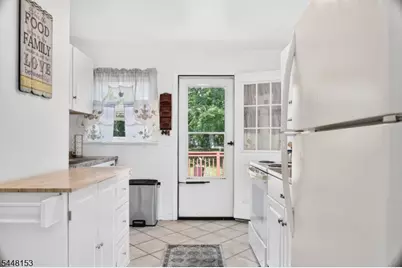 70 Hillview Ave, Franklin Township, NJ 08823 - Photo 5