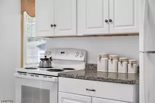 70 Hillview Ave, Franklin Township, NJ 08823 - Photo 11