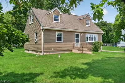 70 Hillview Ave, Franklin Township, NJ 08823 - Photo 25