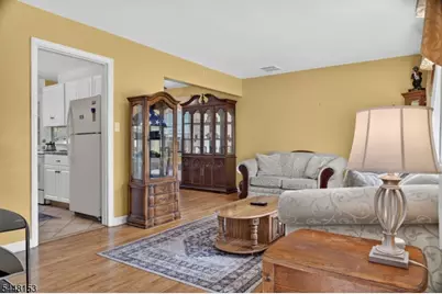 70 Hillview Ave, Franklin Township, NJ 08823 - Photo 33