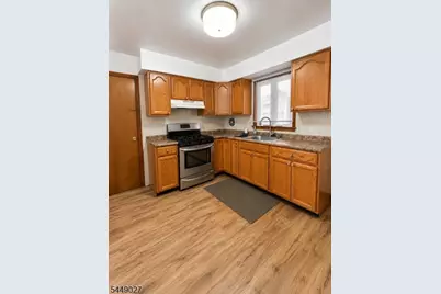 856 Hobson St #1, Union Township, NJ 07083 - Photo 9