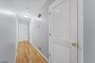 721 S 19th St, Newark, NJ 07103 - Photo 15