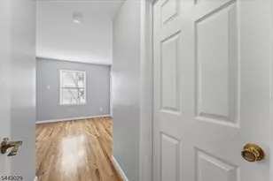 721 S 19th St, Newark, NJ 07103 - Photo 23
