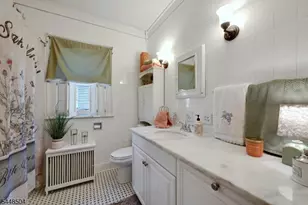 111 Van Winkle Ave, Hawthorne, NJ 07506 - Photo 7