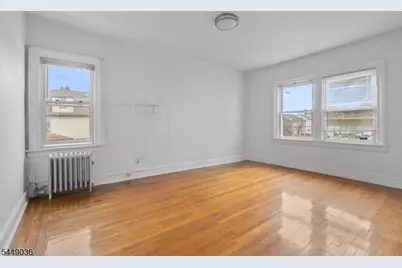 281 19th Ave, 2nd Flr, Paterson, NJ 07504 - Photo 3