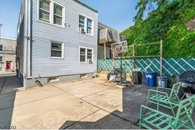 1115 22nd St, North Bergen, NJ 07047 - Photo 3