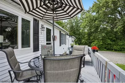 8 Windsor Rd, West Milford, NJ 07480 - Photo 7