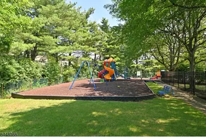 354 Stiles Ct, West Orange Township, NJ 07052 - Photo 35