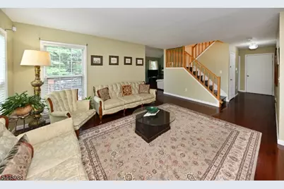 354 Stiles Ct, West Orange Township, NJ 07052 - Photo 9