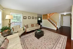 354 Stiles Ct, West Orange Township, NJ 07052 - Photo 9