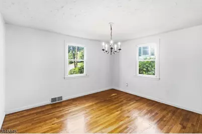 48 Malapardis Rd, Morris Plains, NJ 07950 - Photo 9