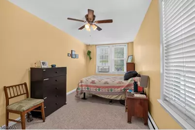 6 Crestwood Ct, Lincoln Park, NJ 07035 - Photo 11