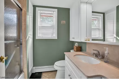 6 Crestwood Ct, Lincoln Park, NJ 07035 - Photo 13