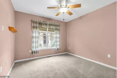 4 Abrams Ct, Franklin Township, NJ 08873 - Photo 19