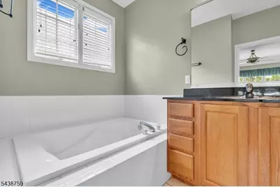 4 Abrams Ct, Franklin Township, NJ 08873 - Photo 17