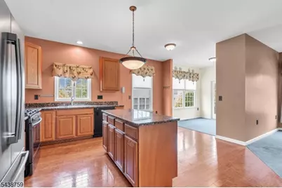 4 Abrams Ct, Franklin Township, NJ 08873 - Photo 7