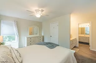 20 Petersburg Ct, Jefferson Township, NJ 07438 - Photo 17