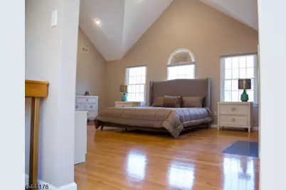 43 Cleveland Ave, East Hanover Township, NJ 07936 - Photo 7
