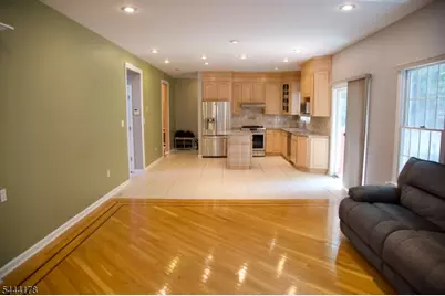 43 Cleveland Ave, East Hanover Township, NJ 07936 - Photo 7