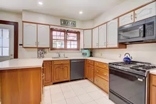1136 Coolidge Rd, Elizabeth, NJ 07208 - Photo 7