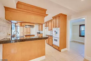 20 Tamarack Rd, Franklin Township, NJ 08873 - Photo 13
