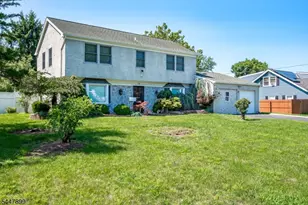 20 Tamarack Rd, Franklin Township, NJ 08873 - Photo 3