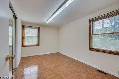 20 Tamarack Rd, Franklin Township, NJ 08873 - Photo 35