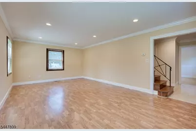 20 Tamarack Rd, Franklin Township, NJ 08873 - Photo 7