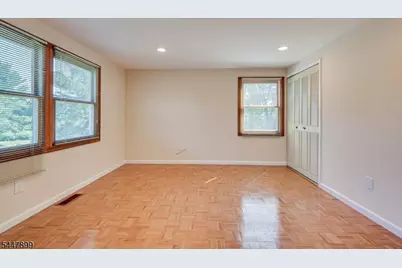 20 Tamarack Rd, Franklin Township, NJ 08873 - Photo 27