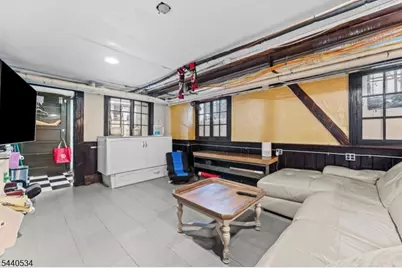562 Irvington Ave, Elizabeth, NJ 07208 - Photo 41