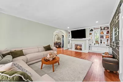 562 Irvington Ave, Elizabeth, NJ 07208 - Photo 7
