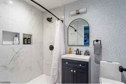 11 Edison St, Bloomfield, NJ 07003 - Photo 23