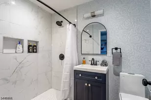 11 Edison St, Bloomfield, NJ 07003 - Photo 23