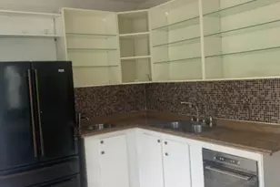 852 S 13th St, Newark, NJ 07108 - Photo 7