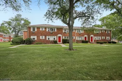 1279B Valley Rd, Wayne, NJ 07470 - Photo 3