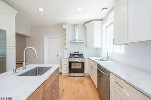 25 Park Pl, Little Falls Township, NJ 07424 - Photo 13