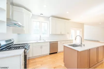 25 Park Pl, Little Falls Township, NJ 07424 - Photo 11