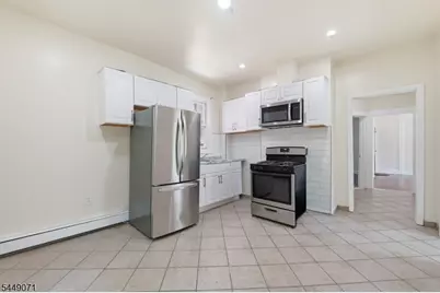 478 Summer Ave #2, Newark, NJ 07104 - Photo 3