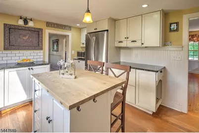 17 Hollow Brook Rd, Tewksbury Township, NJ 07830 - Photo 9
