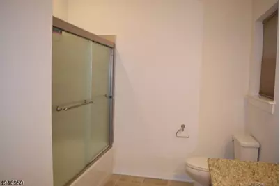 229 Parkview Ln, Rockaway Township, NJ 07866 - Photo 17