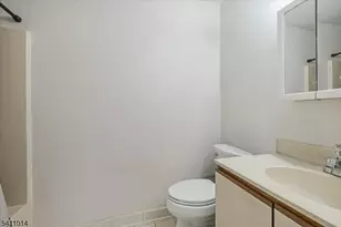 240 Cambridge Ct, Clifton, NJ 07014 - Photo 13