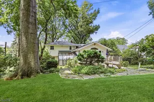 51 Union County Pkwy, Clark Township, NJ 07066 - Photo 7