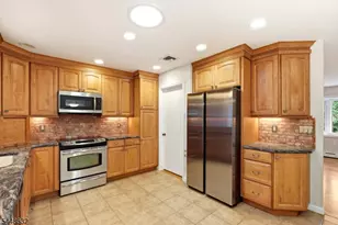 51 Union County Pkwy, Clark Township, NJ 07066 - Photo 15