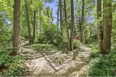 51 Union County Pkwy, Clark Township, NJ 07066 - Photo 11