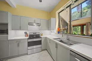 205 Joseph Ln, Mine Hill, NJ 07803 - Photo 3