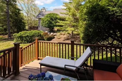 7 Lenox Ct, Montville Township, NJ 07045 - Photo 11