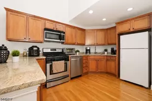 20 Mountain Ave, Paterson, NJ 07501 - Photo 9